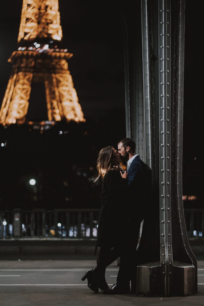 Couple romantique à Paris –tarifs d’une agence matrimoniale à Paris